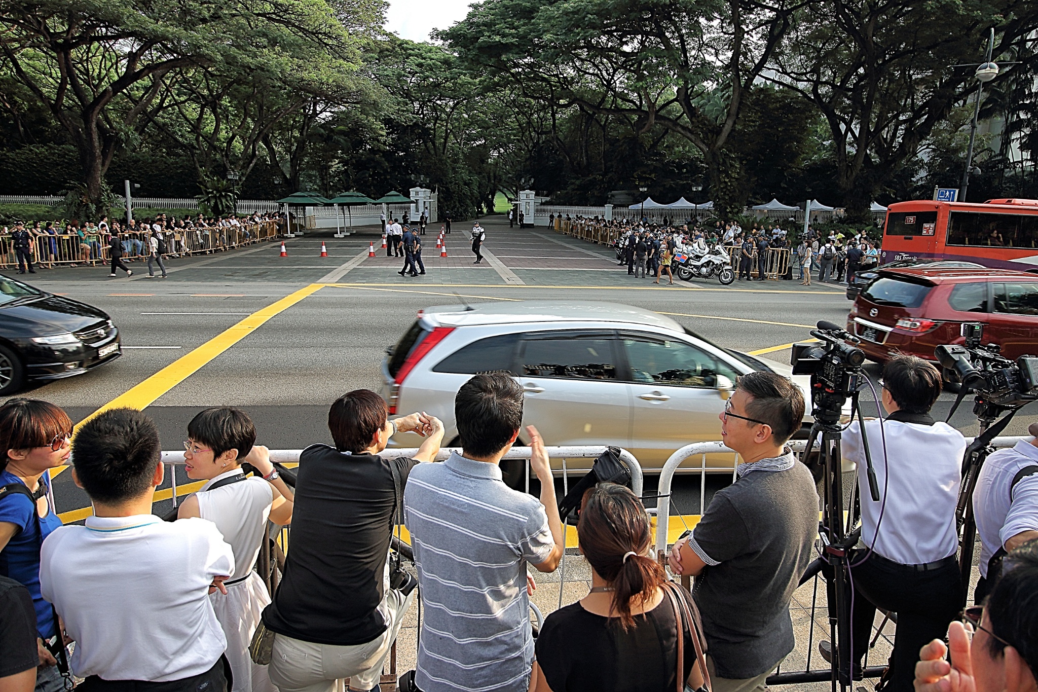 A Farewell Tribute To Mr. Lee Kuan Yew In Pictures - The Funeral.